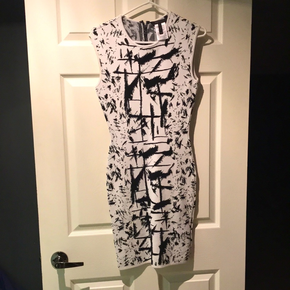 Bcbg xs black and white dress